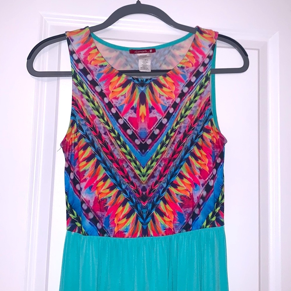Sievergate Patterned Maxi Dress: Medium